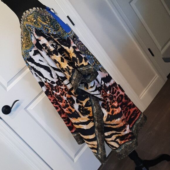 Gypsie Blu "Live to be Free" Caftan Blouse - Picture 4 of 11